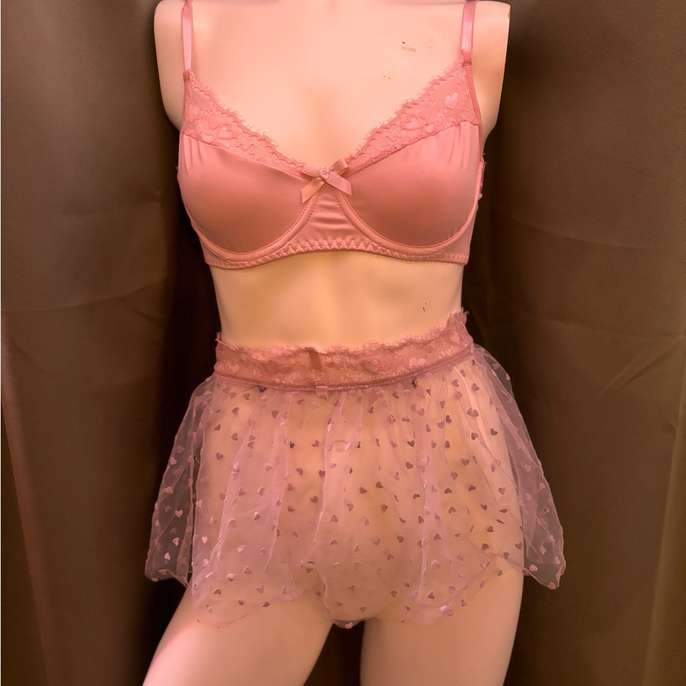 Pink heart skirt and pink bra